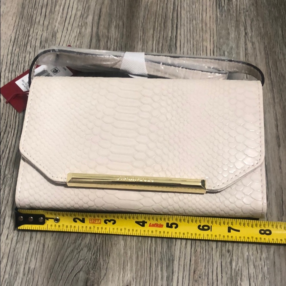 Enzo Angiolini Illen Clutch - Picture 4 of 6